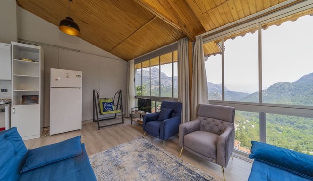 Convenient and Picturesque Apartment in Antalya in Antalya