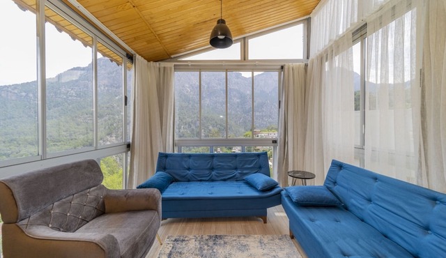 Convenient and Picturesque Apartment in Antalya in Antalya