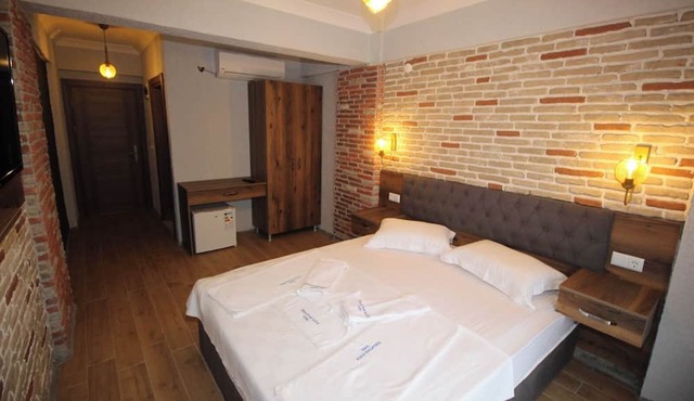 Mari Pembe Otel