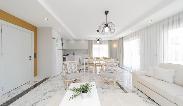 Flat w Pool 15 min to Beach in Antalya