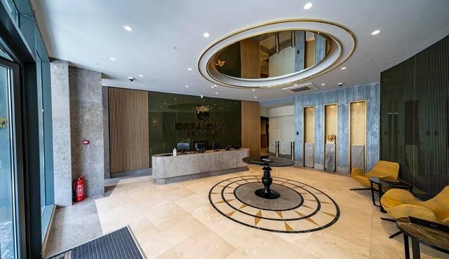 Luxury apartment - pool, parking & gym in Beyoglu in Beyoglu
