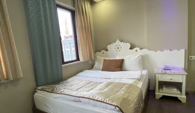 Hotel Kent Ani