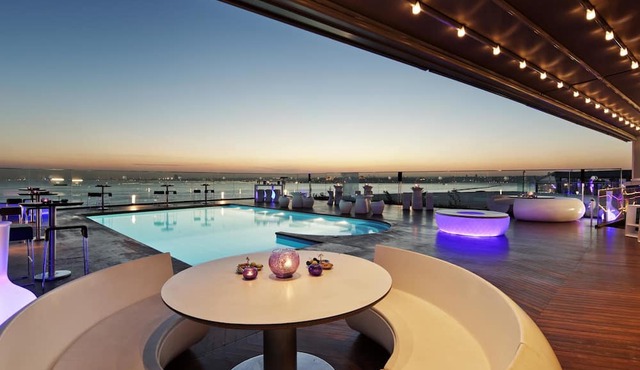 Doubletree by Hilton Istanbul Moda