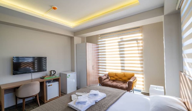 Sist 34 Suit Hotel