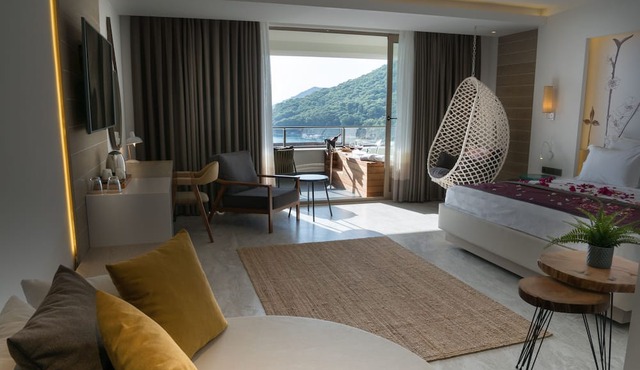 Melanippe Relaxing Hotel - Adults Only
