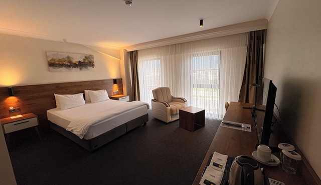 Valent Otel Business