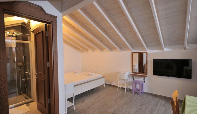 Brothers Cesme Hotel in Cesme