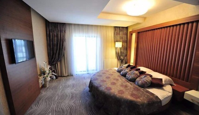 Grand Cenas Hotel