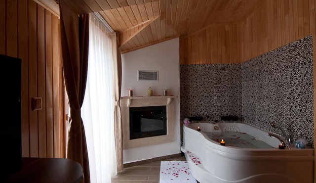 Defne Hotel