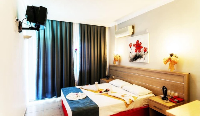 Nergos Garden Hotel