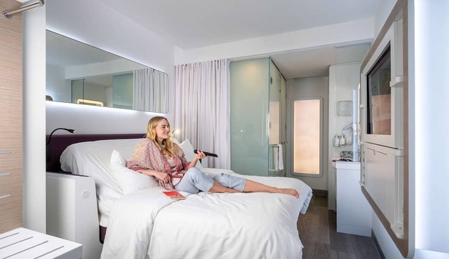 YOTELAIR Istanbul Airport AIRSIDE