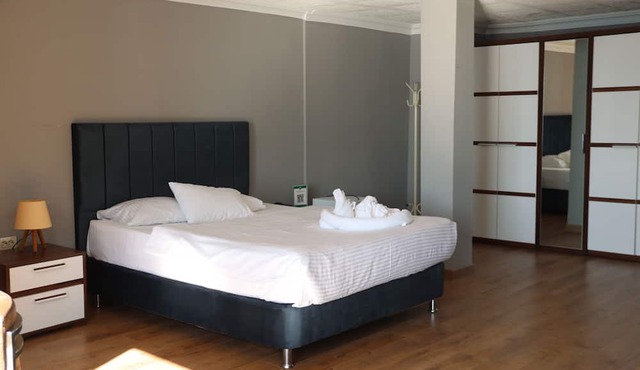Grand Koru Otel Beach