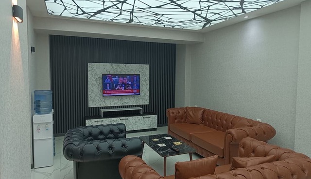 Peracity Hotel