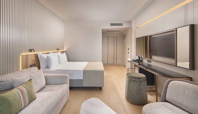 WAVESIDE HOTEL