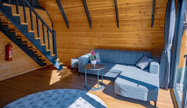 Avay BUNGALOV