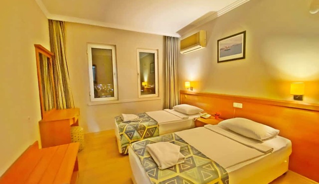Select Apart Hotel