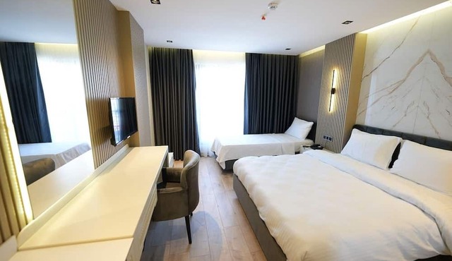 Assyria Hotel