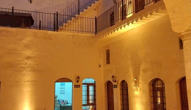 ORPHEUS BOUTİQUE HOTEL