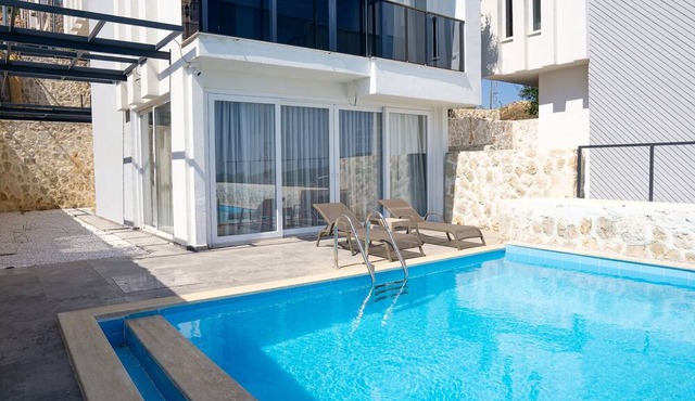 Private Pool & Garden Villa- All Rooms w/AC in Kas