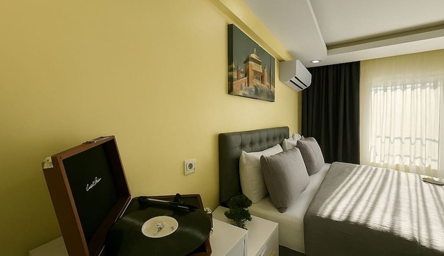 Özer Hotel & Apartments in Istanbul