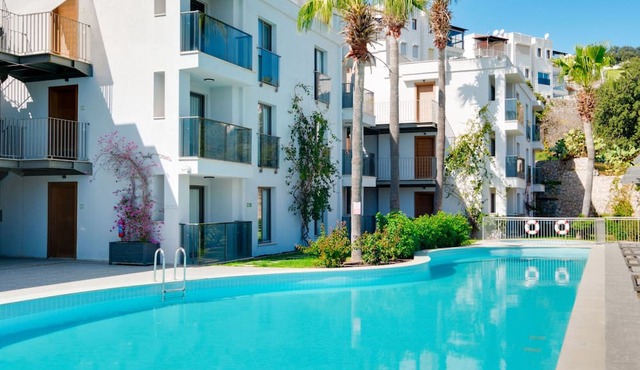 Flat with Shared Pool Near Beach in Bodrum in Bodrum