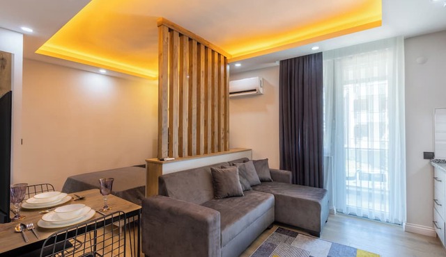 Brandhill Airport Suites