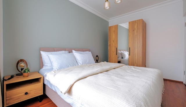 Flat w Balcony 8 min to Kadikoy Square