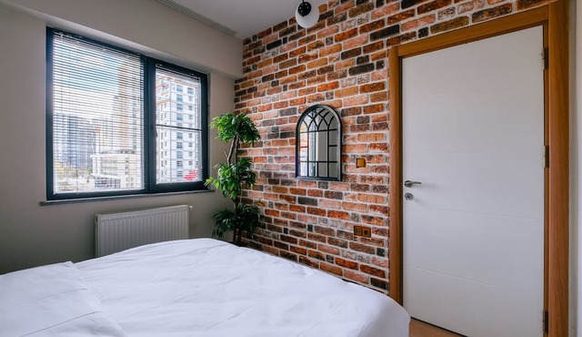 Colorful Flat Near Torium and Beylikduzu Metrobus in Istanbul