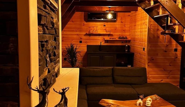 Eloi Suit Bungalov