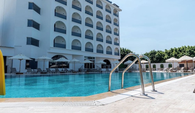 GOLD SANDORA HOTEL in Arsuz