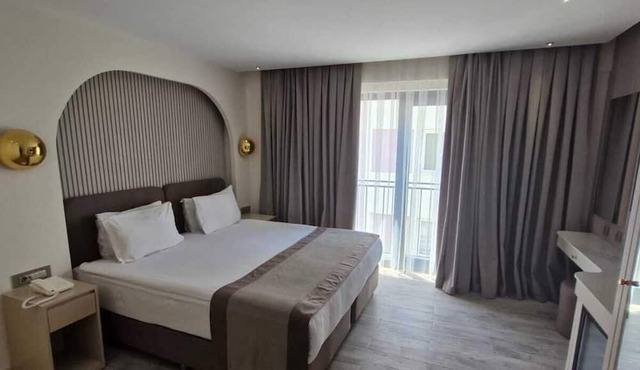 Alpek Hotel Antalya in Antalya