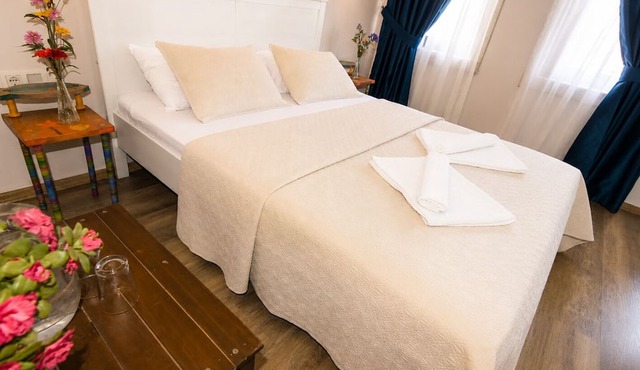 Karaburun Konak Hotel
