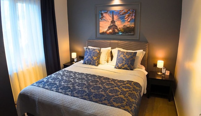 12 Rooms Boutique Hotel