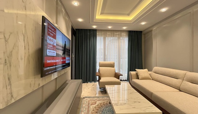 Serene Luxury Flat next to ISTANBUL Fisekhane & Marmaray Metro Station