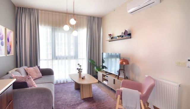 Relaxing brand new complete apartment