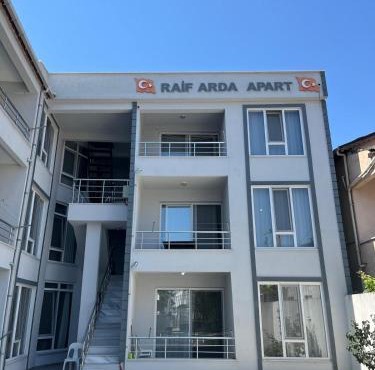 Raif Arda Apart