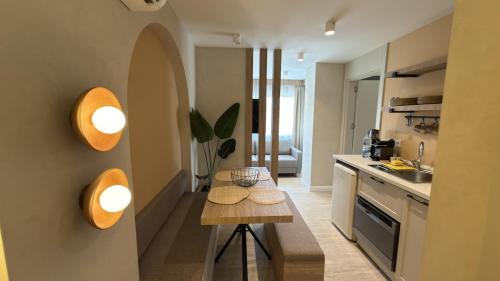 Leos Apartments Brand-New Boho Chic Apartment