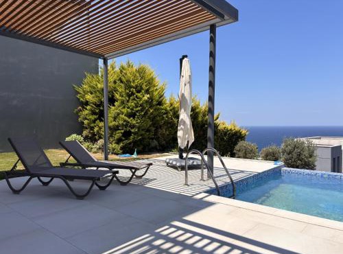 Yalıkavak Villa with Pool Garden Sea View