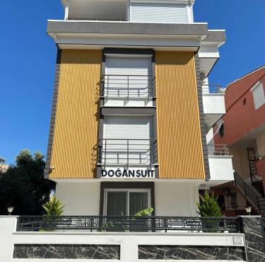 Doğan Suit Apart in Didim