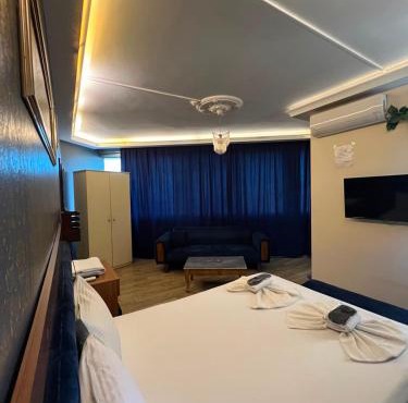 Riwaner Hotel