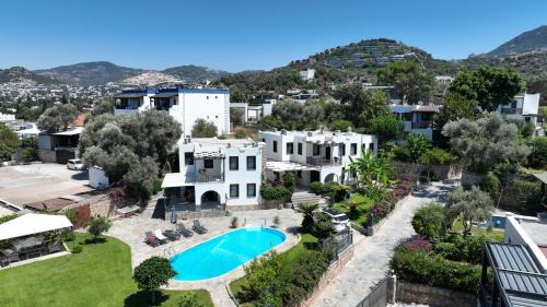 Yalıkavak'ta havuzlu lüks villa in Bodrum City