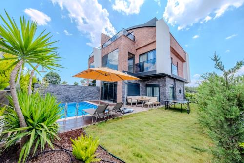 Luxury Forest Villas with Private Pool