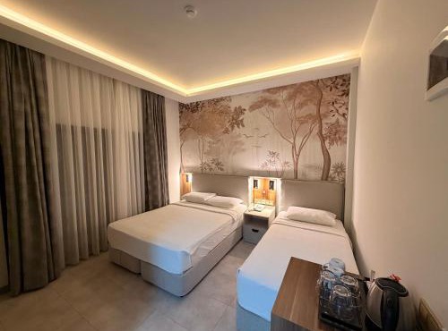 Ida Hotel