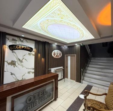 Şehir Palas Otel in Mus
