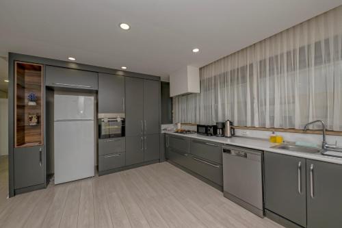 Gurcuoglu Homes