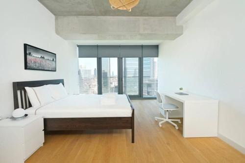 Bright Lovely Modern 2BD25 Condo PoolGym! #220 in Istanbul