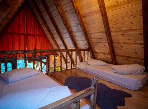 Sisorti bungalow otel in Camlihemsin