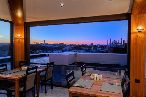 Demiray Hotel Old City