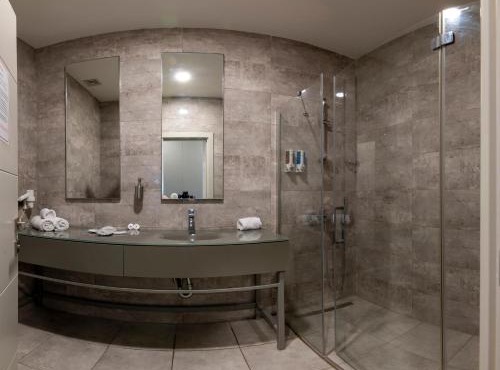 Agora Suites