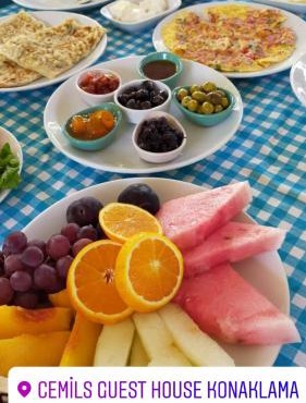 Cemils Guest House in Cıralı